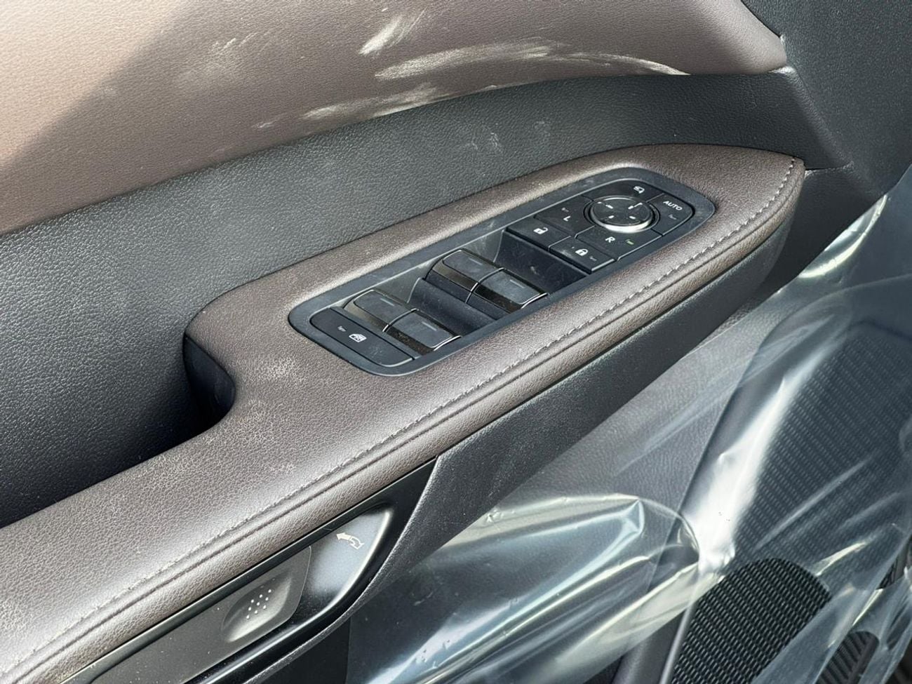 لكزس RC 350 The 2026 Lexus RX350 Signet (GCC/UAE Spec) is a luxury AWD SUV