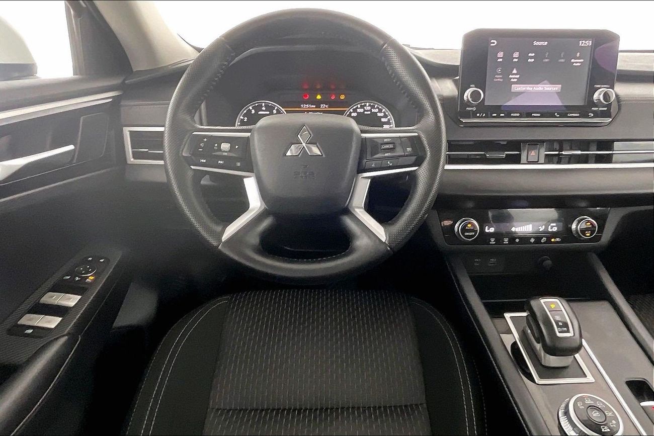 Mitsubishi Outlander Highline | Guaranteed Warranty | 0 Down Payment