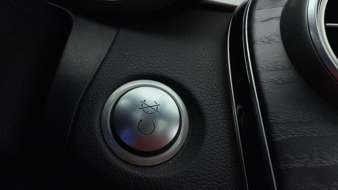 Mercedes-Benz C 200 AMG SPORTS PACKAGE 2 | Zero Down Payment | Free Home Test Drive