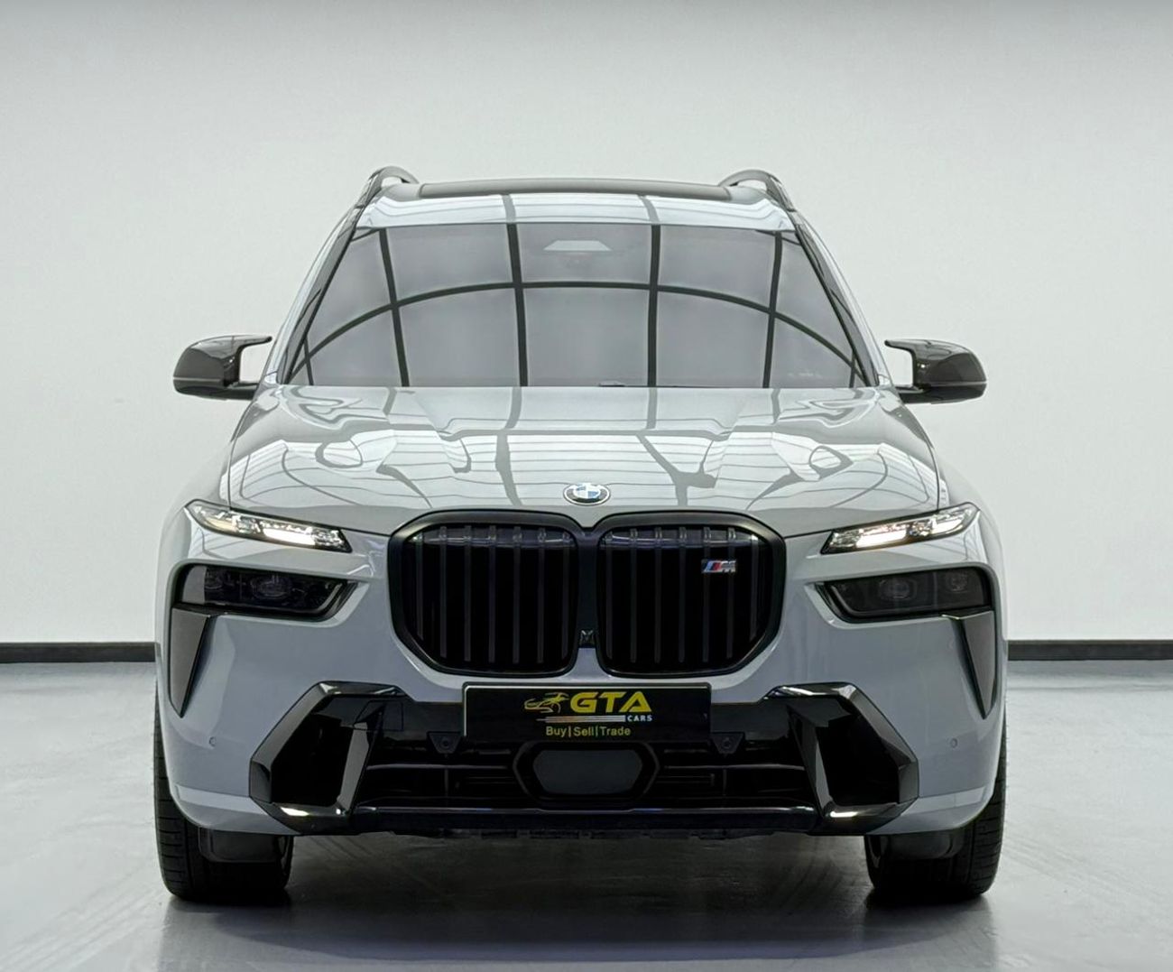 BMW X7 M60i, 4.4 Automatic. 7seats . All Wheel Drive.5doors