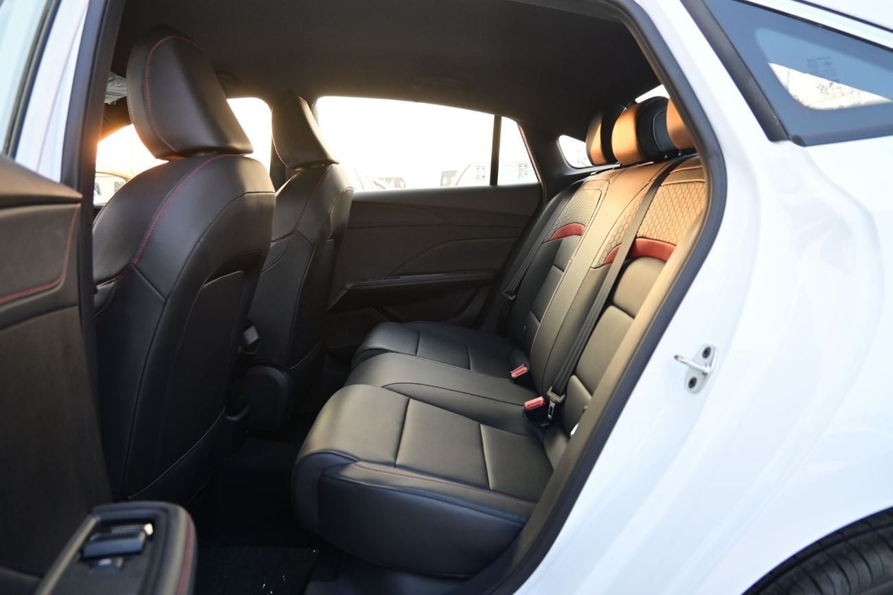 أم جي 5 MG MG5 STD 1.5L CVT Petrol, Model 2025, Color White