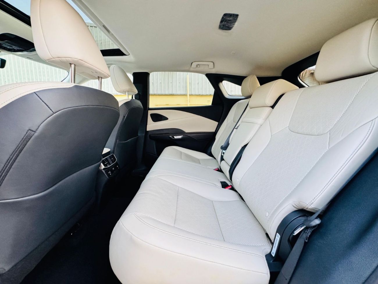 Lexus RX350 LEXUS RX350 LEFT HAND DRIVE FULL OPTION BLACK COLOR