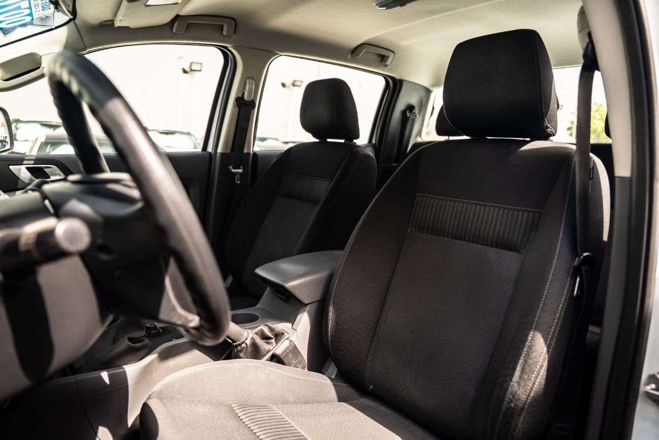 Ford Ranger XLT 2016 Manual Transmission GCC Low Mileage 2.5L Petrol 4 Cylinders