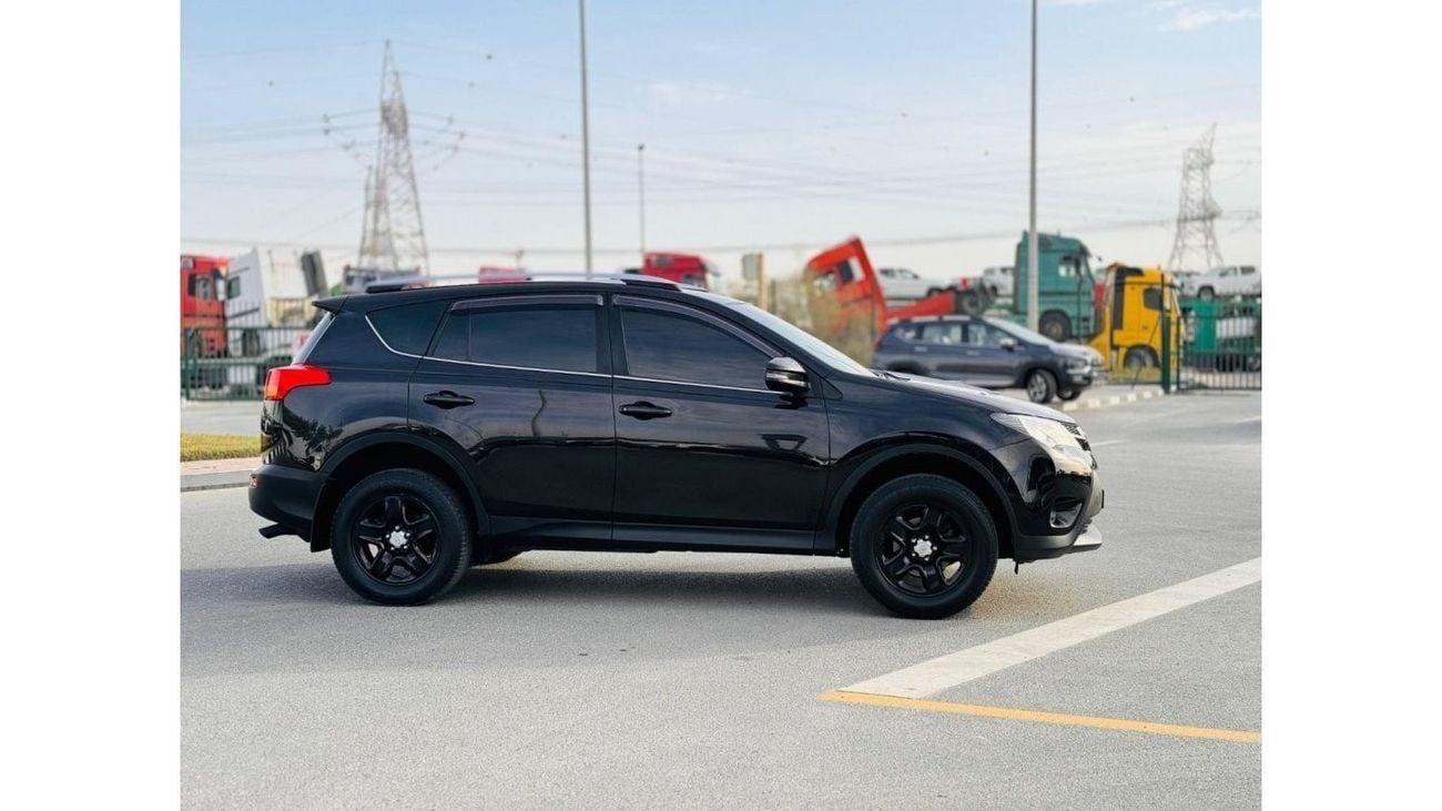 تويوتا راف ٤ -