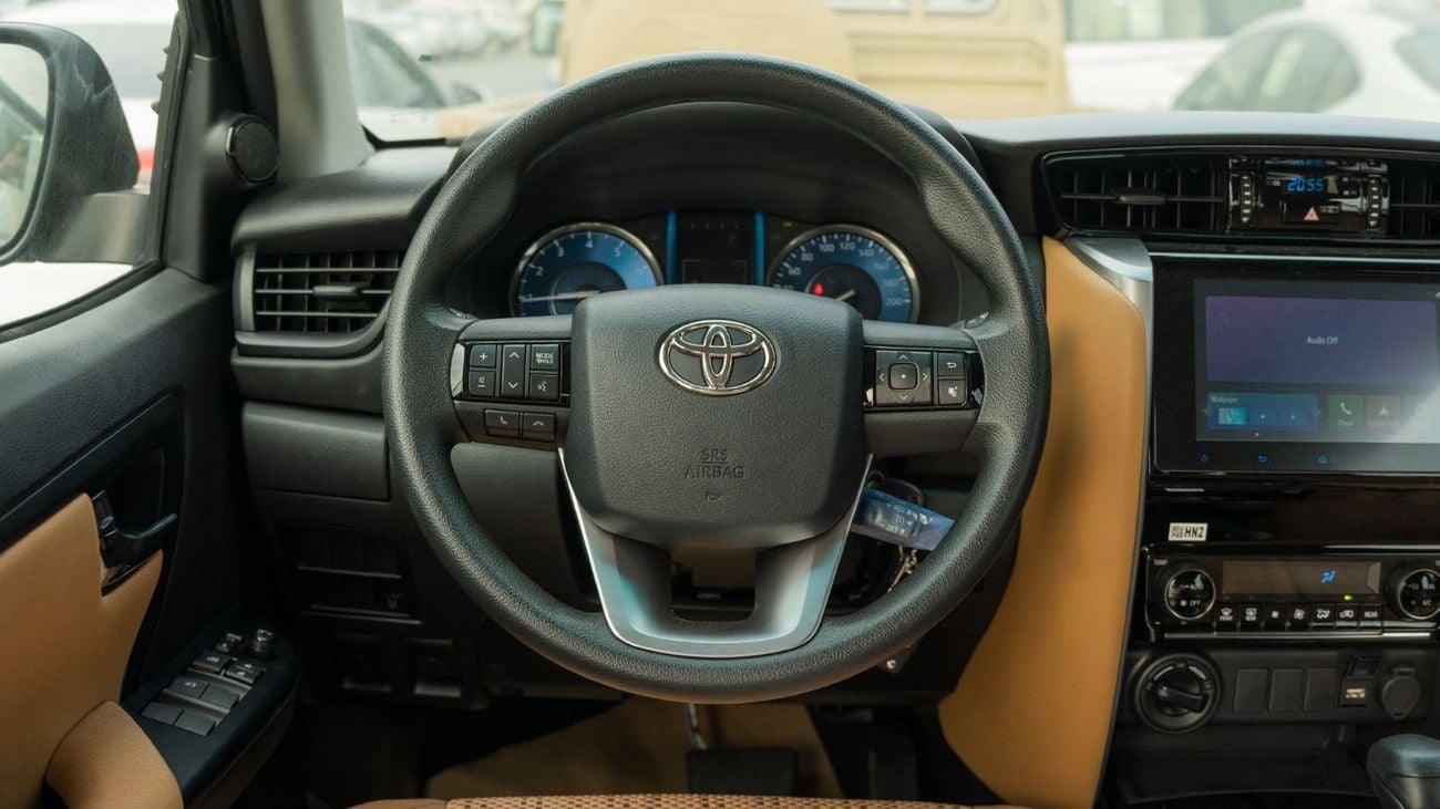 تويوتا فورتونر 2025 Toyota Fortuner 2.7L AT Petrol 4WD with Automatic AC