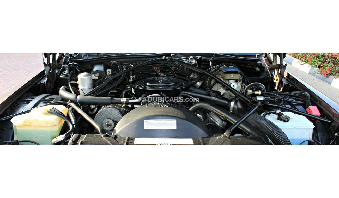 Cadillac Deville Sedan deVille 1983 - pristine condition - CLASSIC CAR