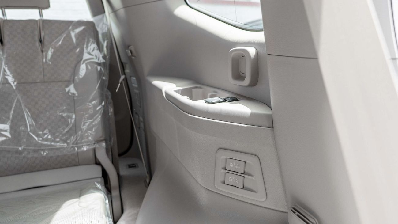 Toyota Land Cruiser 2025 Toyota Land Cruiser VX 4.0L AT Petrol (Black-Beige)