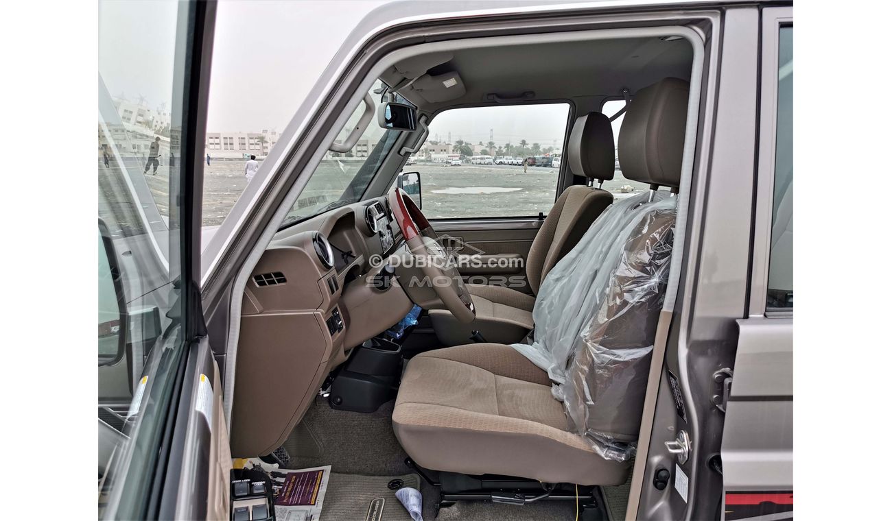 Toyota Land Cruiser 70 4.5LDiesel, M/T,  Alloy Rims, Diff Lock, Rear Camera, 4WD (CODE # LX7603)