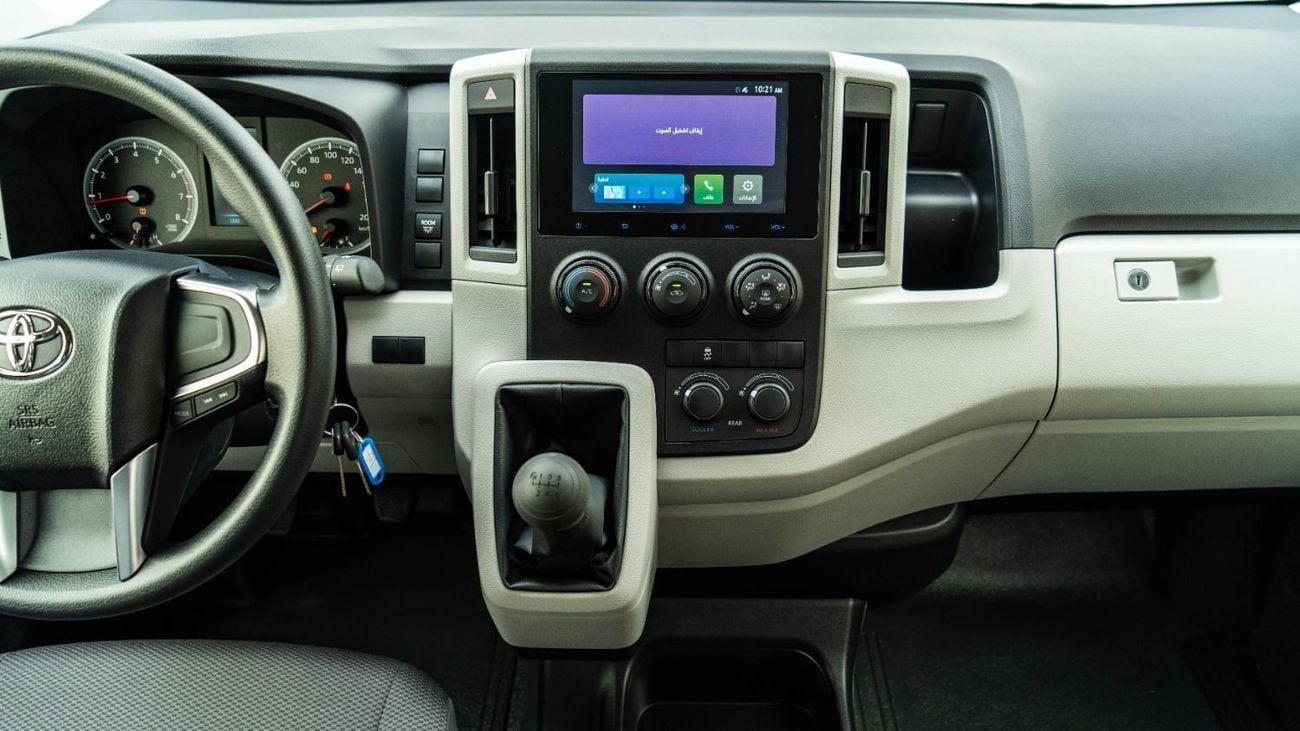 Toyota Hiace Hiace 3.5L || highroof || 13 seater 2026