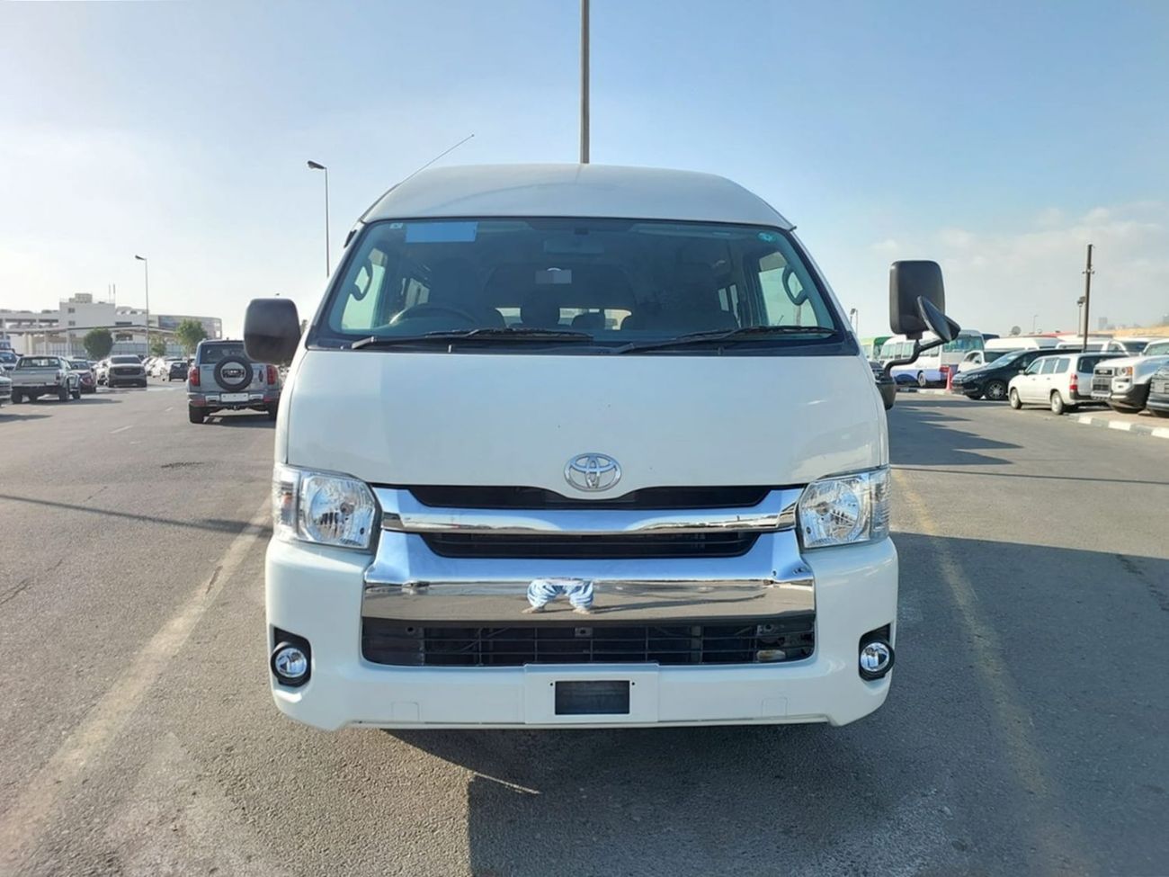 تويوتا هاياس TOYOTA HIACE COMMUTER VAN RHD 2015 MODEL 3.0 L DIESEL AUTOMATIC(PM16486)