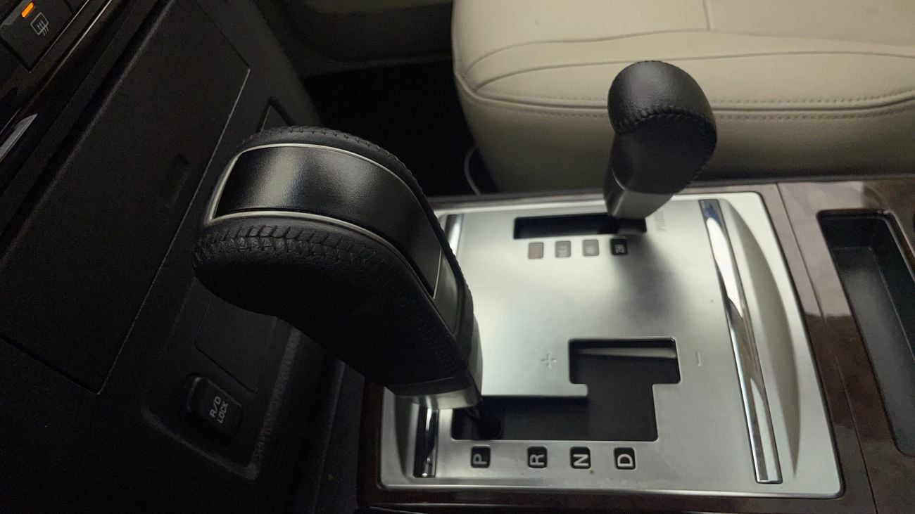 Mitsubishi Pajero GLS HIGHLINE 3.8 | Zero Down Payment | Home Test Drive