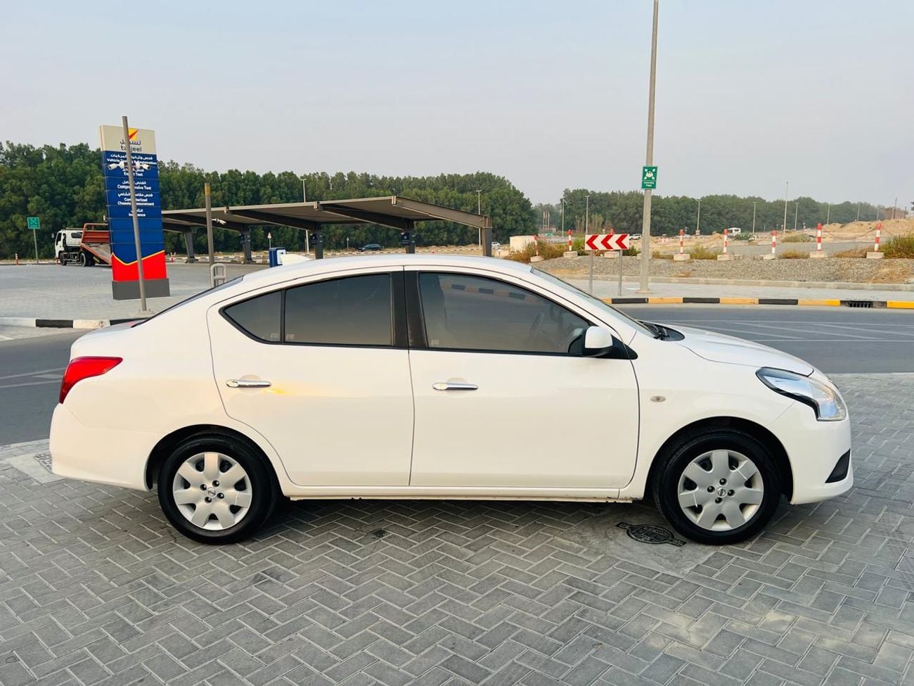 Nissan Sunny SV