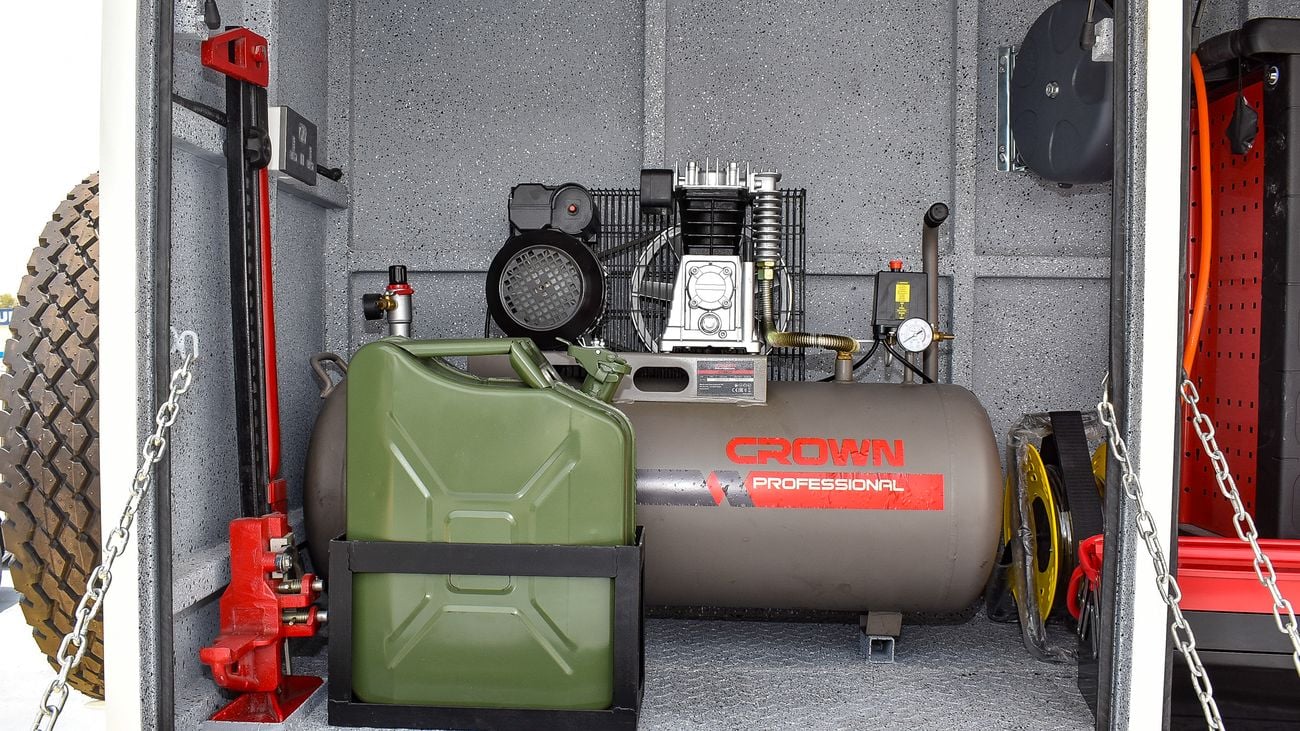 Toyota Land Cruiser Pick Up