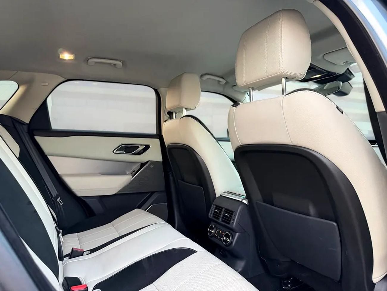 لاند روفر رينج روفر فيلار إس إي P250 | SE R-DYNAMIC | 2.0L TURBO | GCC SPECS