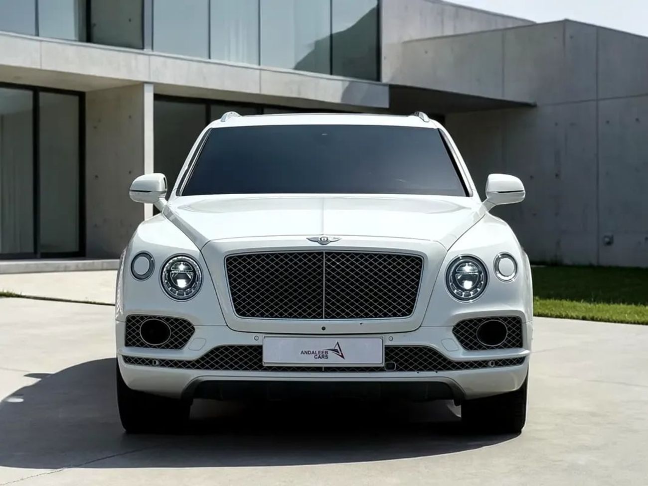 Bentley Bentayga LP-640 ROADSTER Bentayga 4.0T AED 4,640 P.M | 0% DOWN PAYMENT | BENTLEY BENTAYGA V8 | 4.0L V8 | 2020
