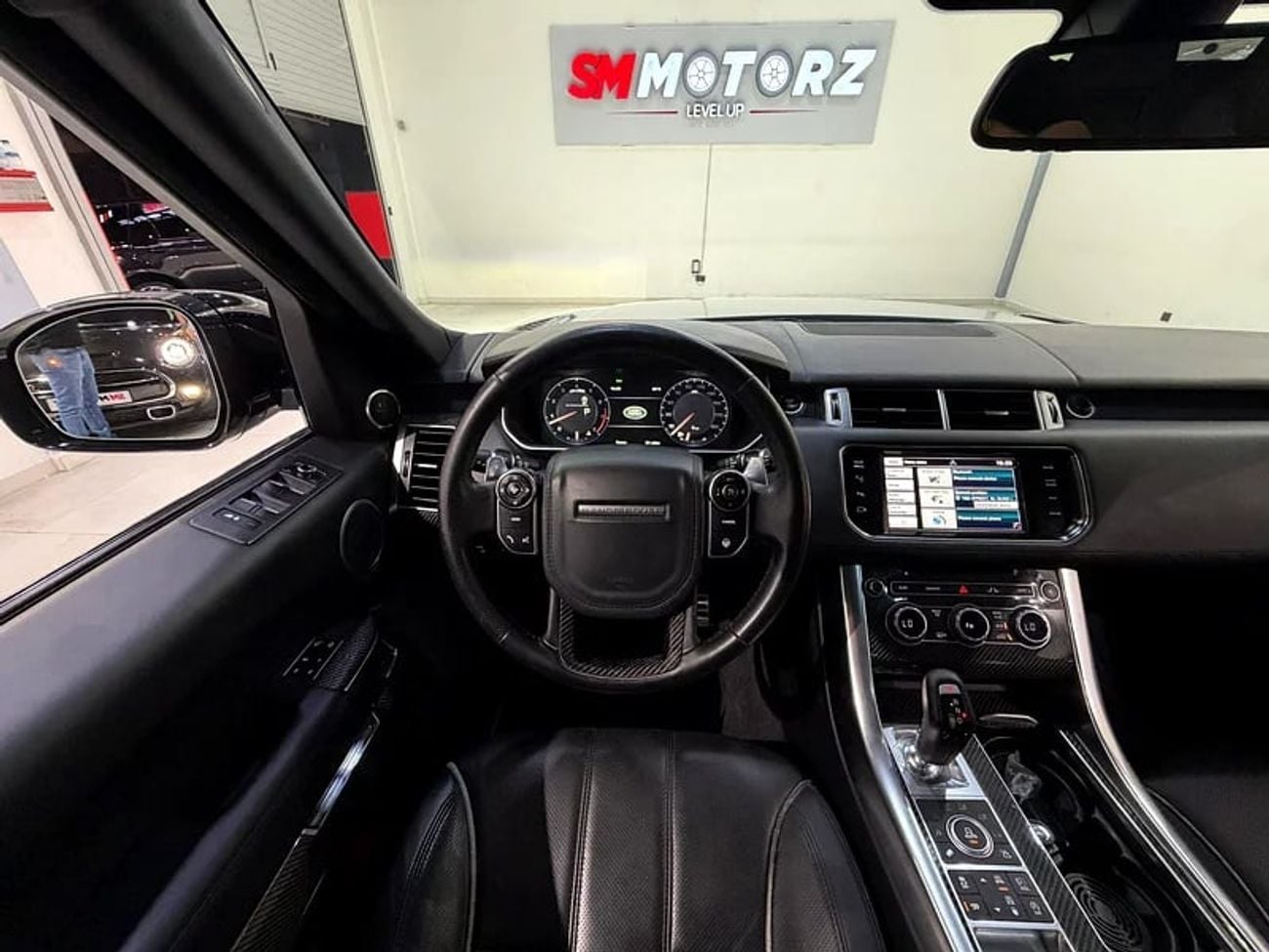 لاند روفر رينج روفر سبورت SVR 5.0L (550 HP) CLEAN TITLE V8 SUPERCHARGED FULLY ORIGINAL PAINT SVR LOW KM