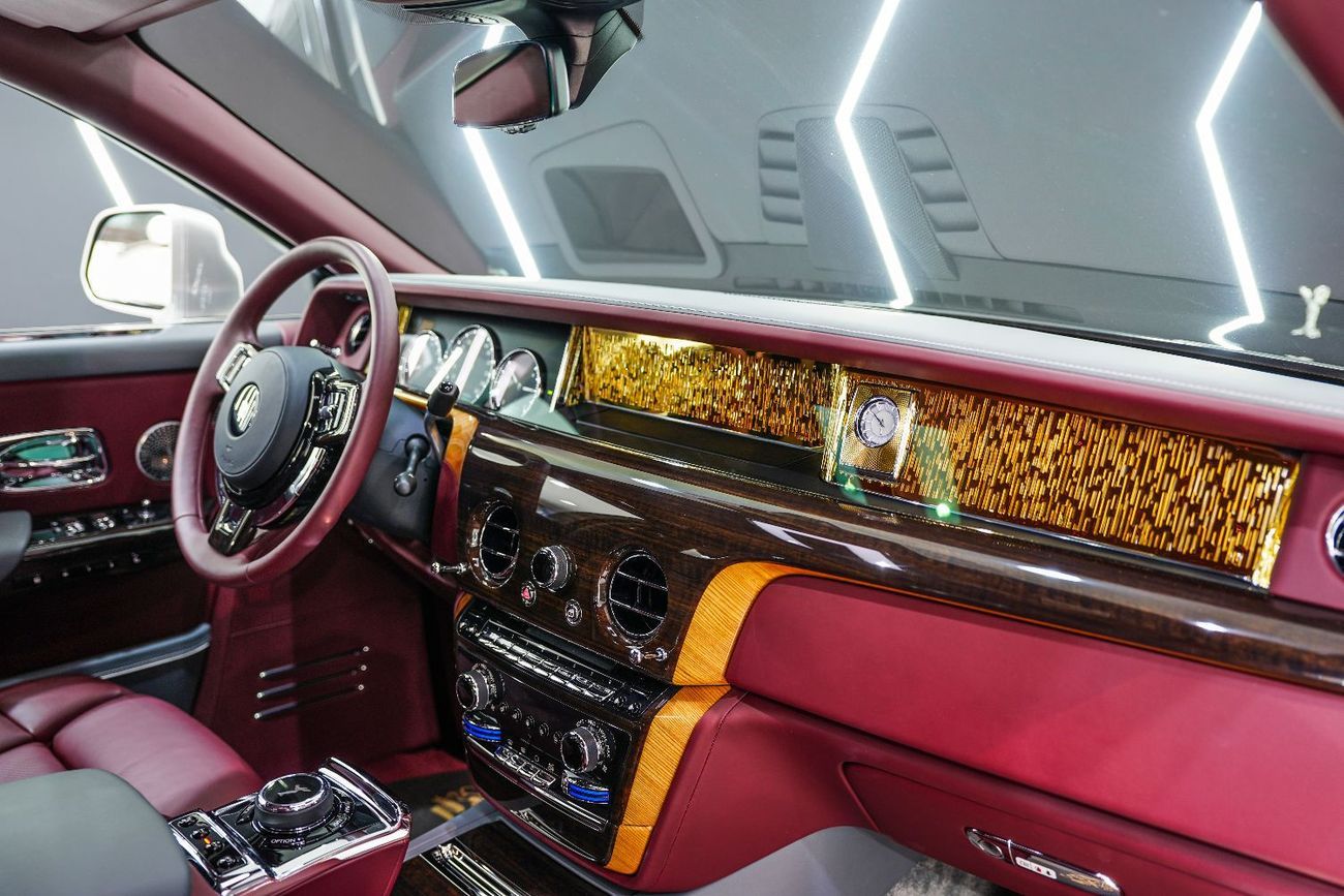 Rolls-Royce Phantom Std 6.8L 2023 Rolls Royce Phantom, Specially Ordered for Amitis, Dealer Warranty + Service!!