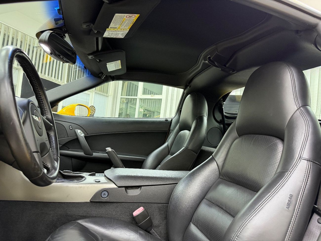 شيفروليه كورفت Original paint .. LS2 .. Perfect Condition .. Japan import ..