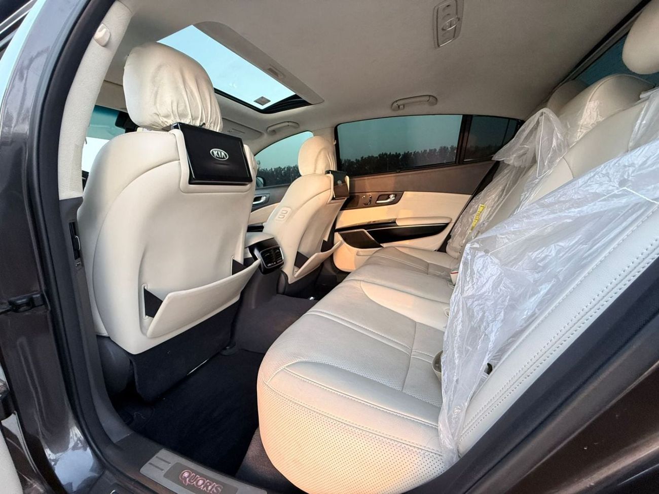 Kia Quoris TOP