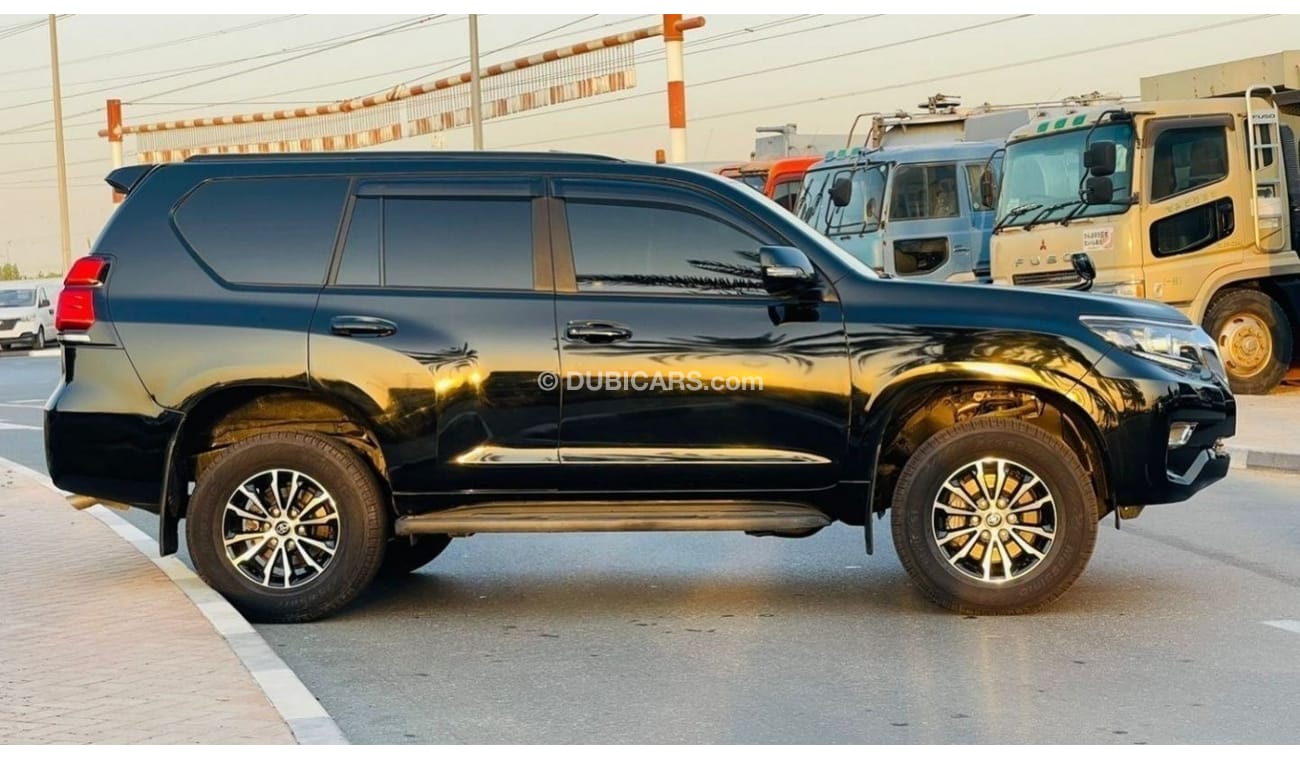 Toyota Prado 2019 TX-L PETROL SUNROOF | JAPAN IMPORTED | FULL OPTION | 4WD | Original Mileage| BEST PRICE WHATSAP
