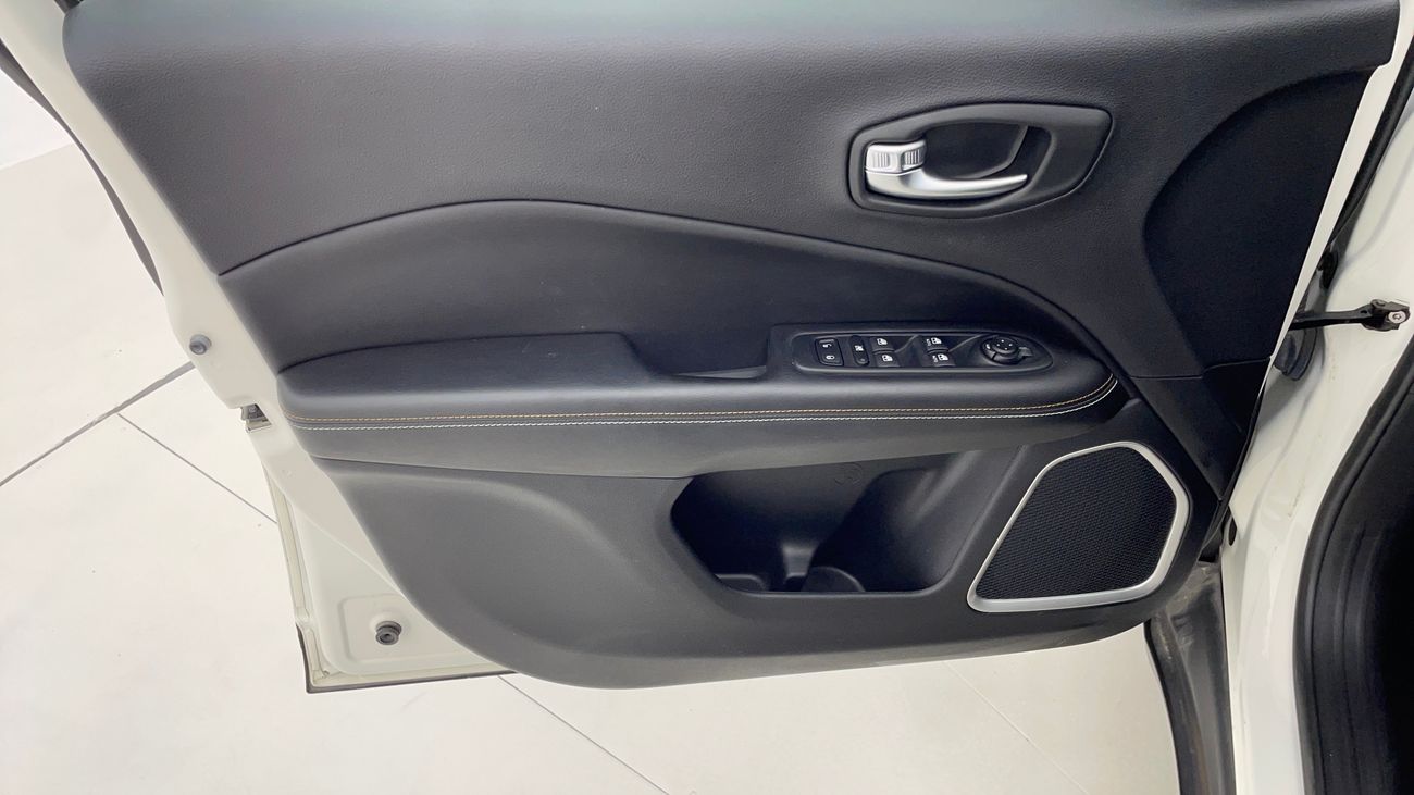 Jeep Compass LONGITUDE 2.4 | Zero Down Payment | Free Home Test Drive