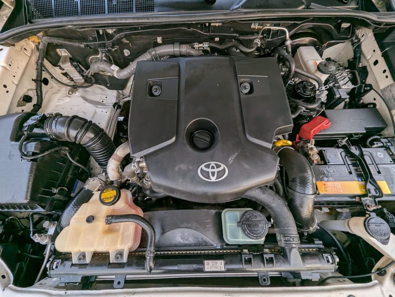Toyota Hilux SGLX Toyota Hilux pickup LHD 2021 white diesel engine 4-cylinder 2.4L