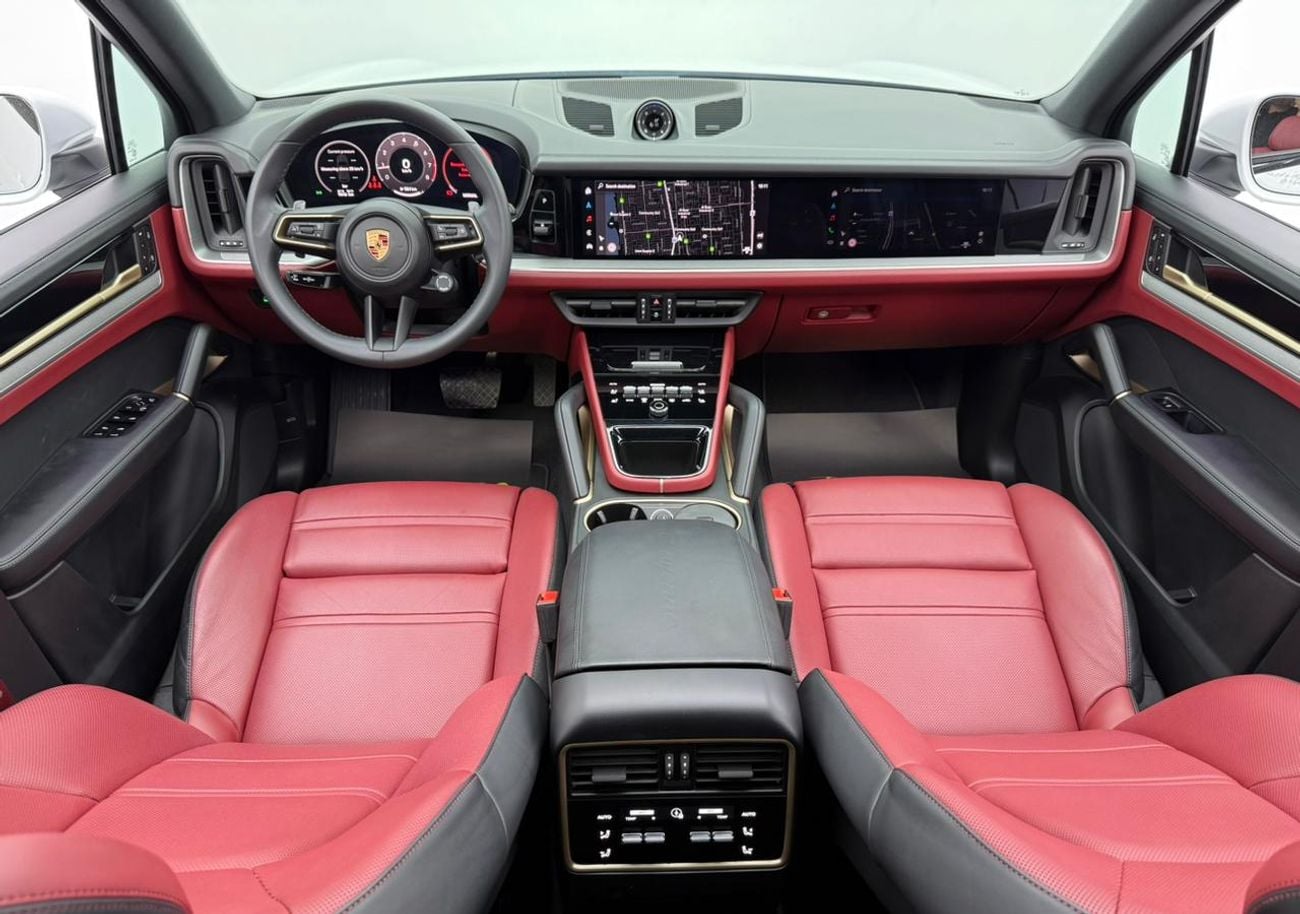بورش كايان Base 2025 Porsche Cayenne, 2027 Porsche Warranty, Full Porsche Service History, Very Low Km, GCC