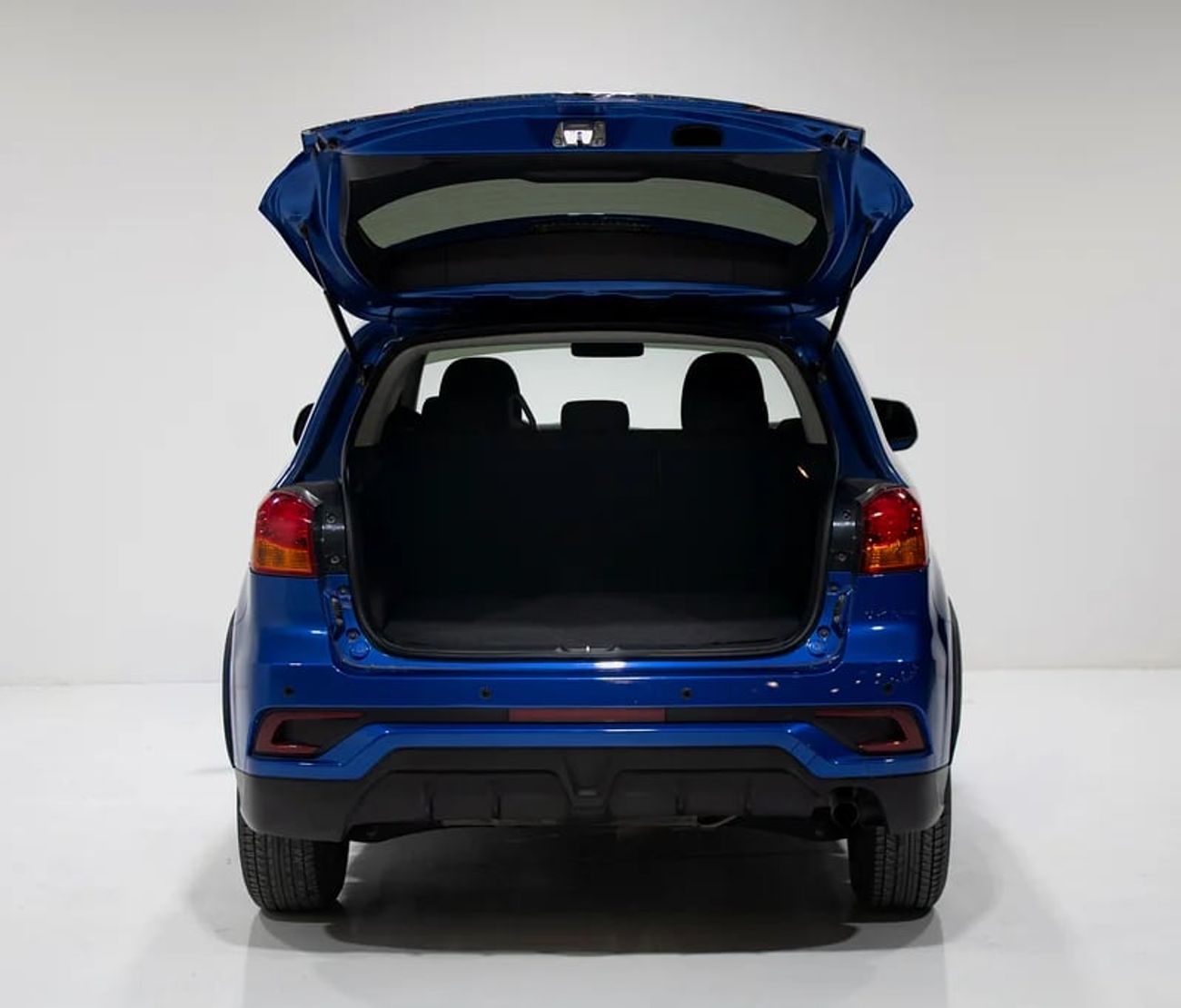 Mitsubishi ASX GLS 2.0L AWD GLS | GCC Specs | Excellent Condition.