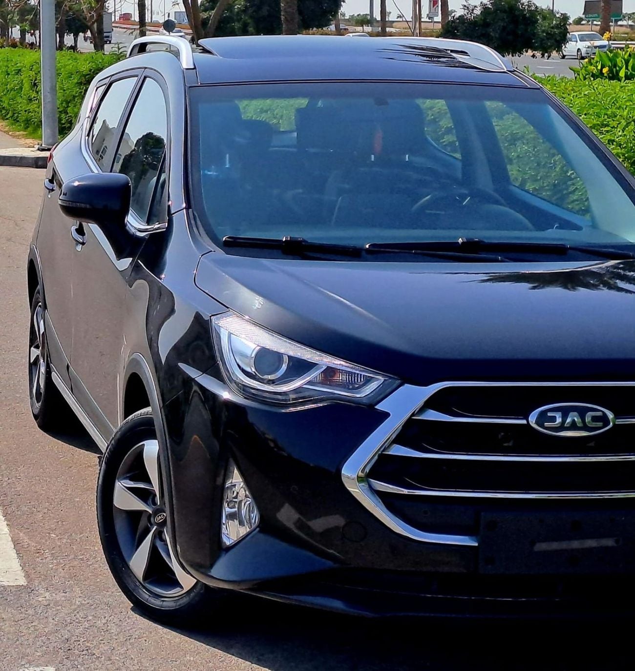 جاك JS3 454-Monthly l GCC l Sunroof, Leather, Cruise l Accident Free