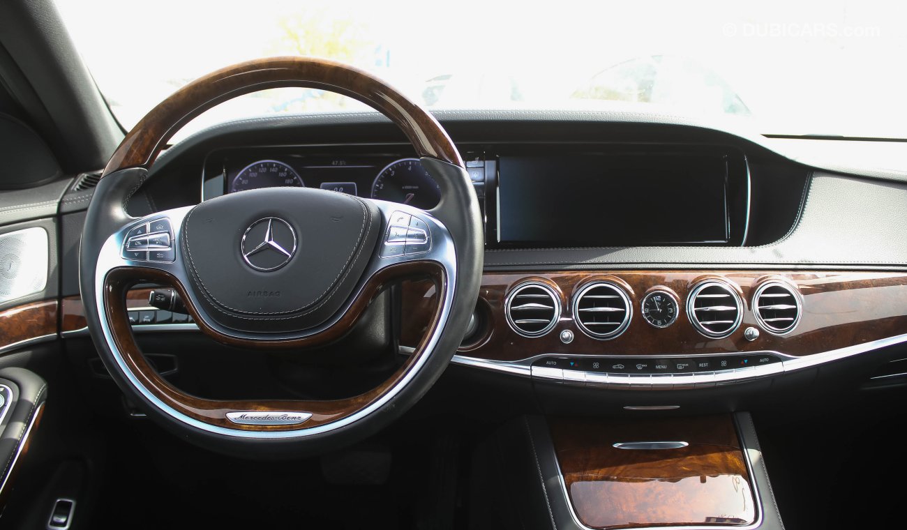 Mercedes-Benz S 550