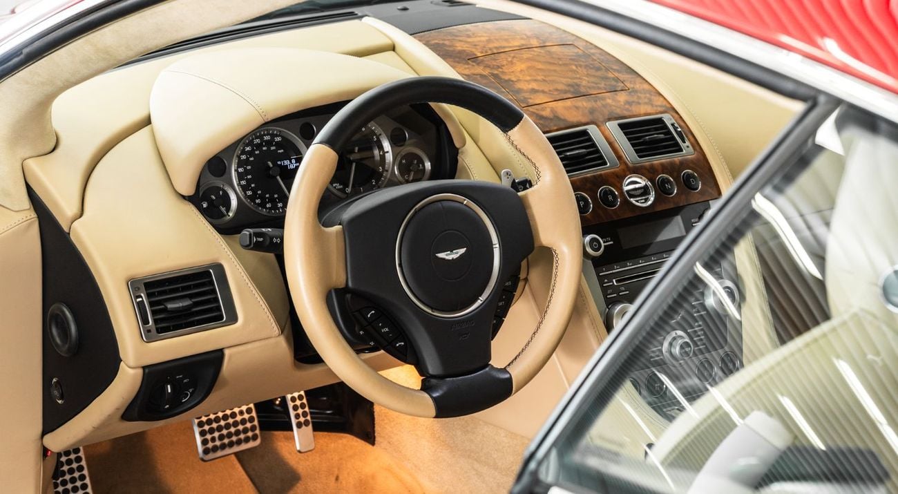 أستون مارتن DB9