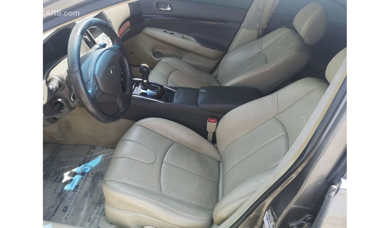 Infiniti G25 Infiniti G25 in excellent condition 2014 model