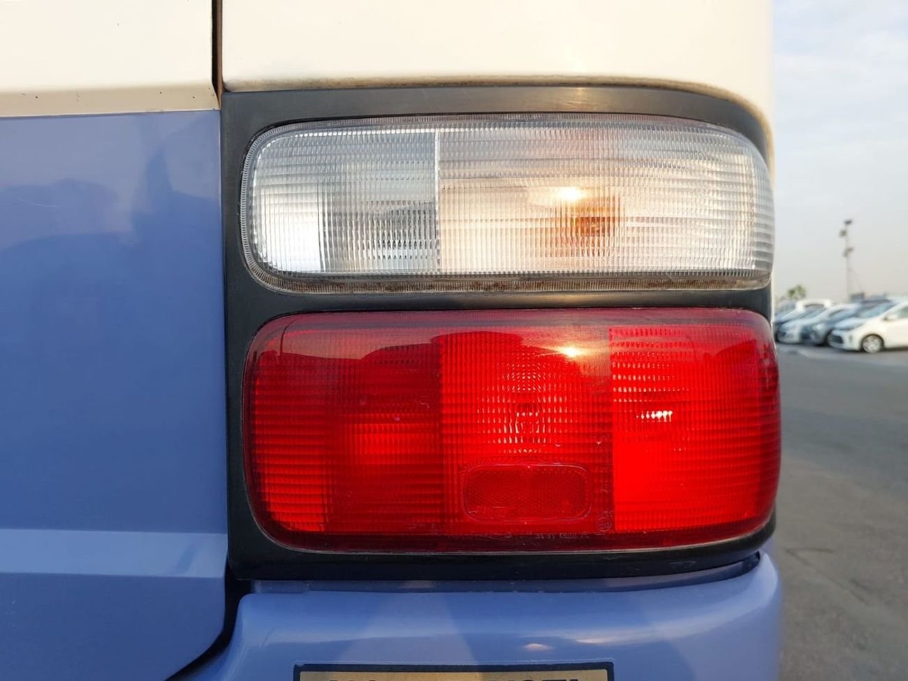 تويوتا كوستر 2002 TOYOTA COASTER BUS RHD 4.1 L DIESEL AUTOMATIC (PM11068)