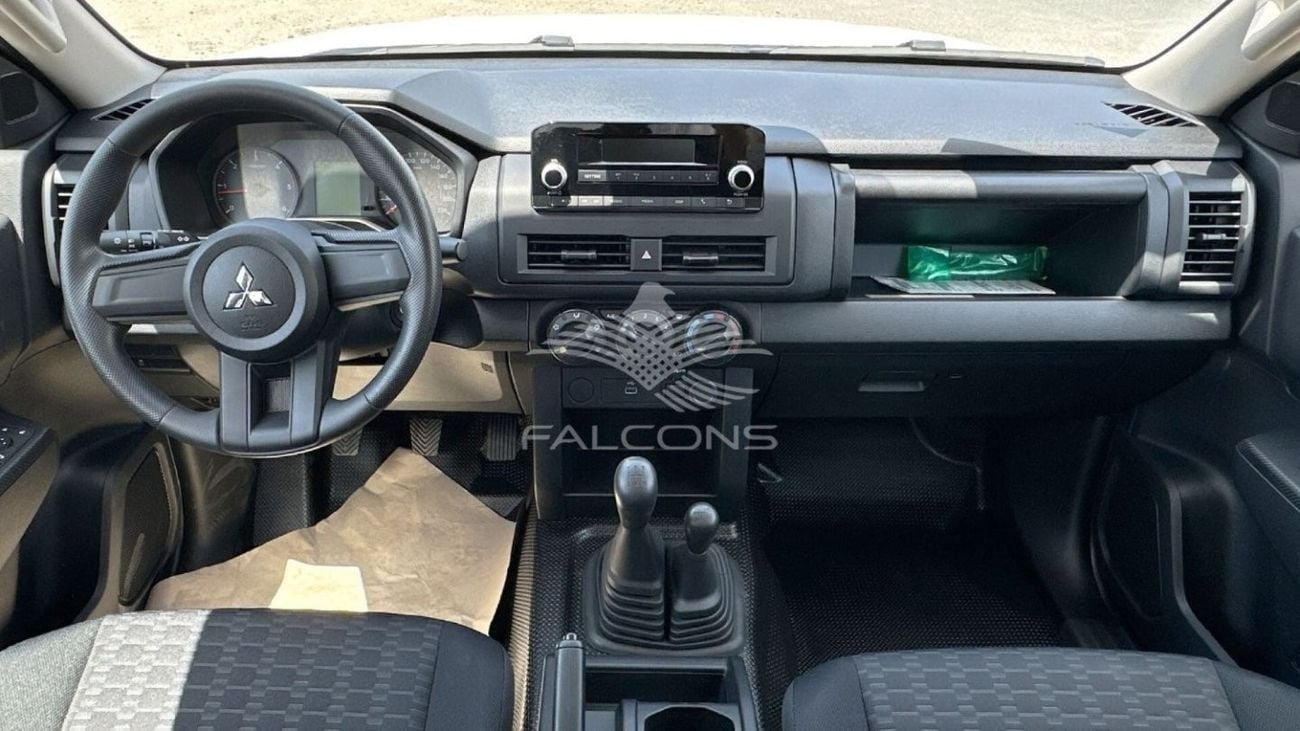 Mitsubishi L200 GL MITSUBISHI L200 2.4L D DC 4WD GL NEW FACE 5MT