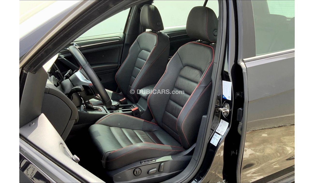 Volkswagen Golf GTI P1 (Leather Seats)