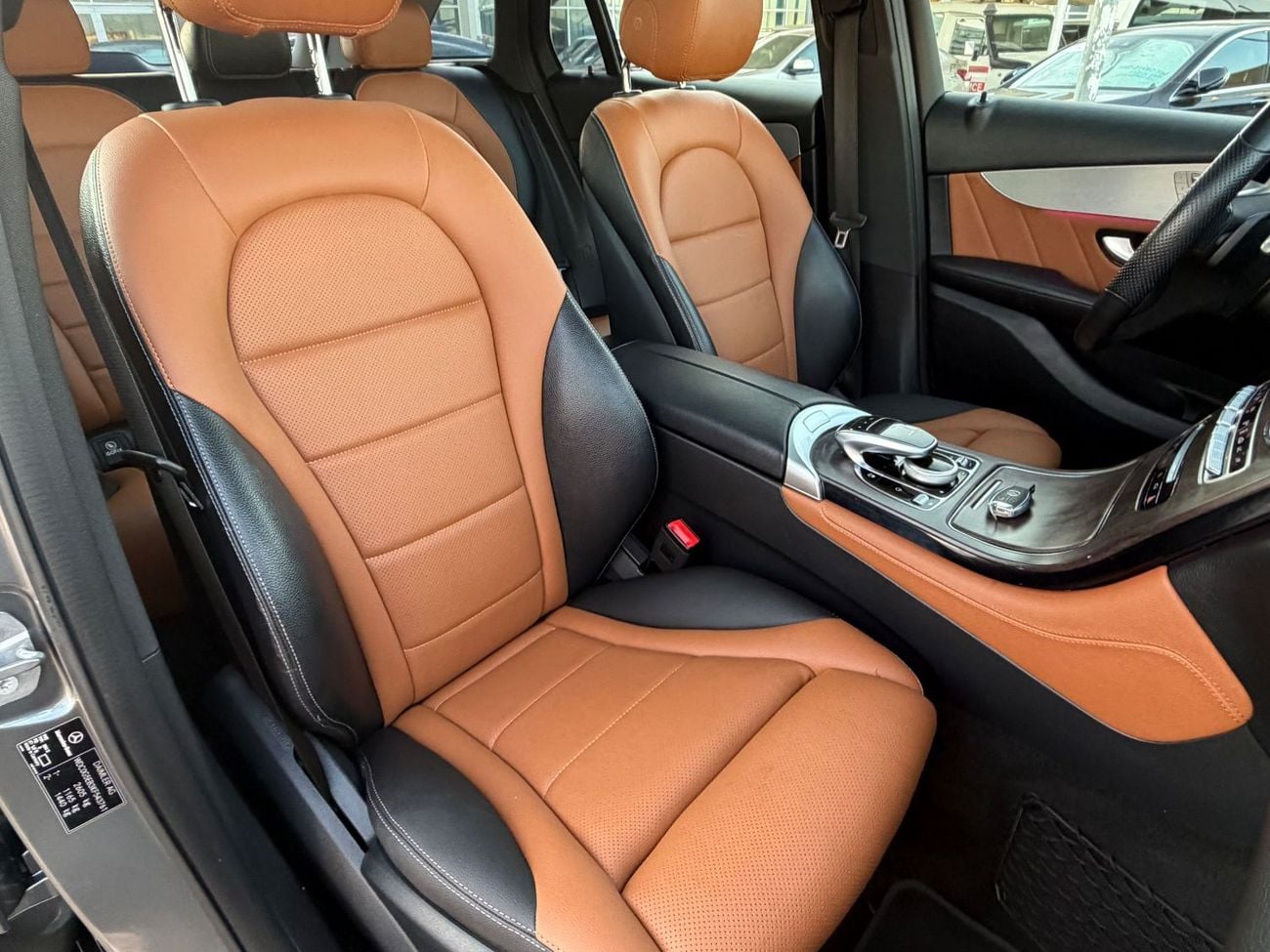 Mercedes Benz GLC350E 4MATIC