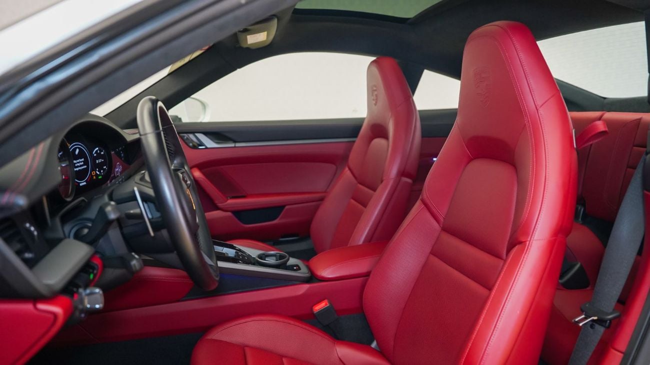 Porsche 911 CARRERA S