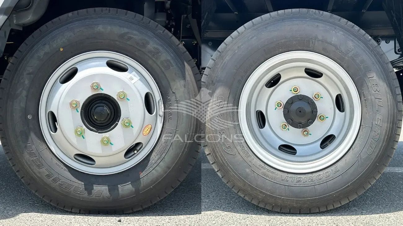 Gerja Riku 3T Cargo MT with Isuzu 2.8L Engine