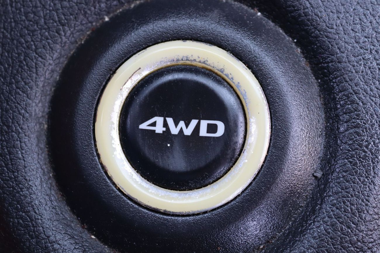 ميتسوبيشي آوتلاندر GLX Basic 2.4L (7 Seater)