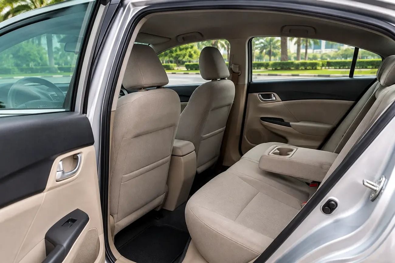 Honda Civic LX | GCC Specs | Reliable & Fuel Efficient