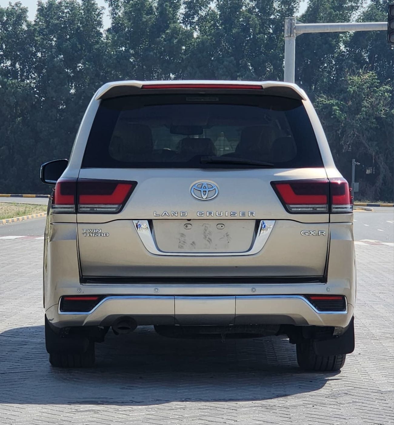 تويوتا لاند كروزر GXR V6 UPGRADE 2022