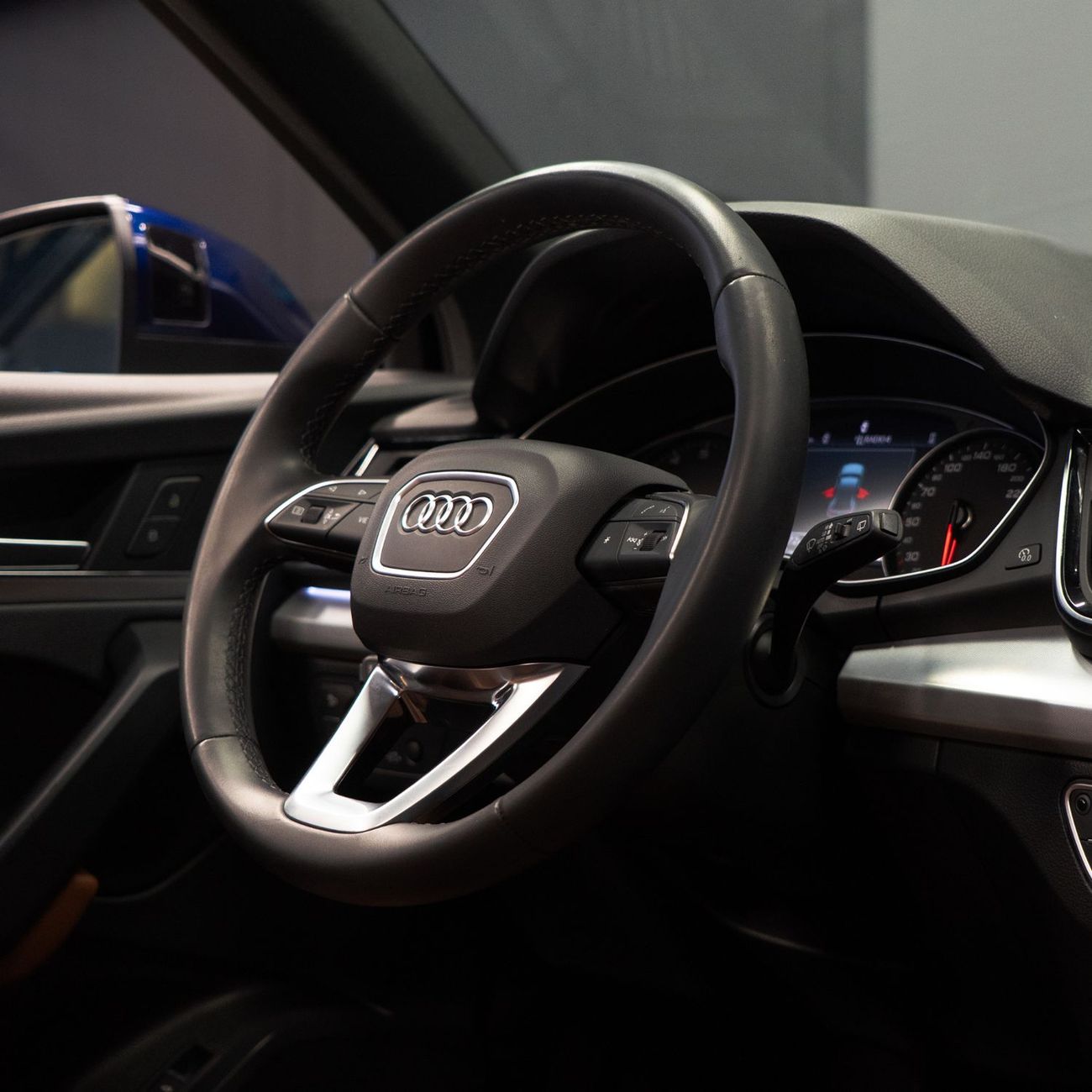 Audi Q5 45 TFSI Quattro 2.0L AED 2,394 pm • 0% Downpayment • Audi Q5 45TFSI Quattro • 1 Year Warranty