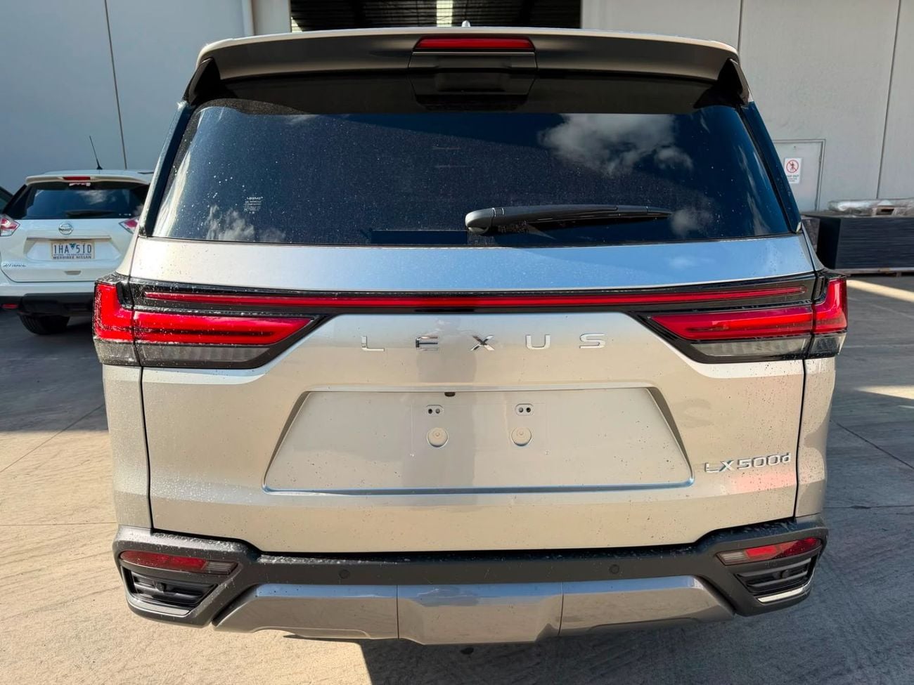 Lexus LX 500