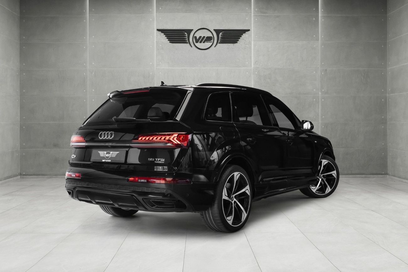 Audi Q7 55 TFSI | S-Line | 2021 | GCC Specs | Agency Warranty | Full Options