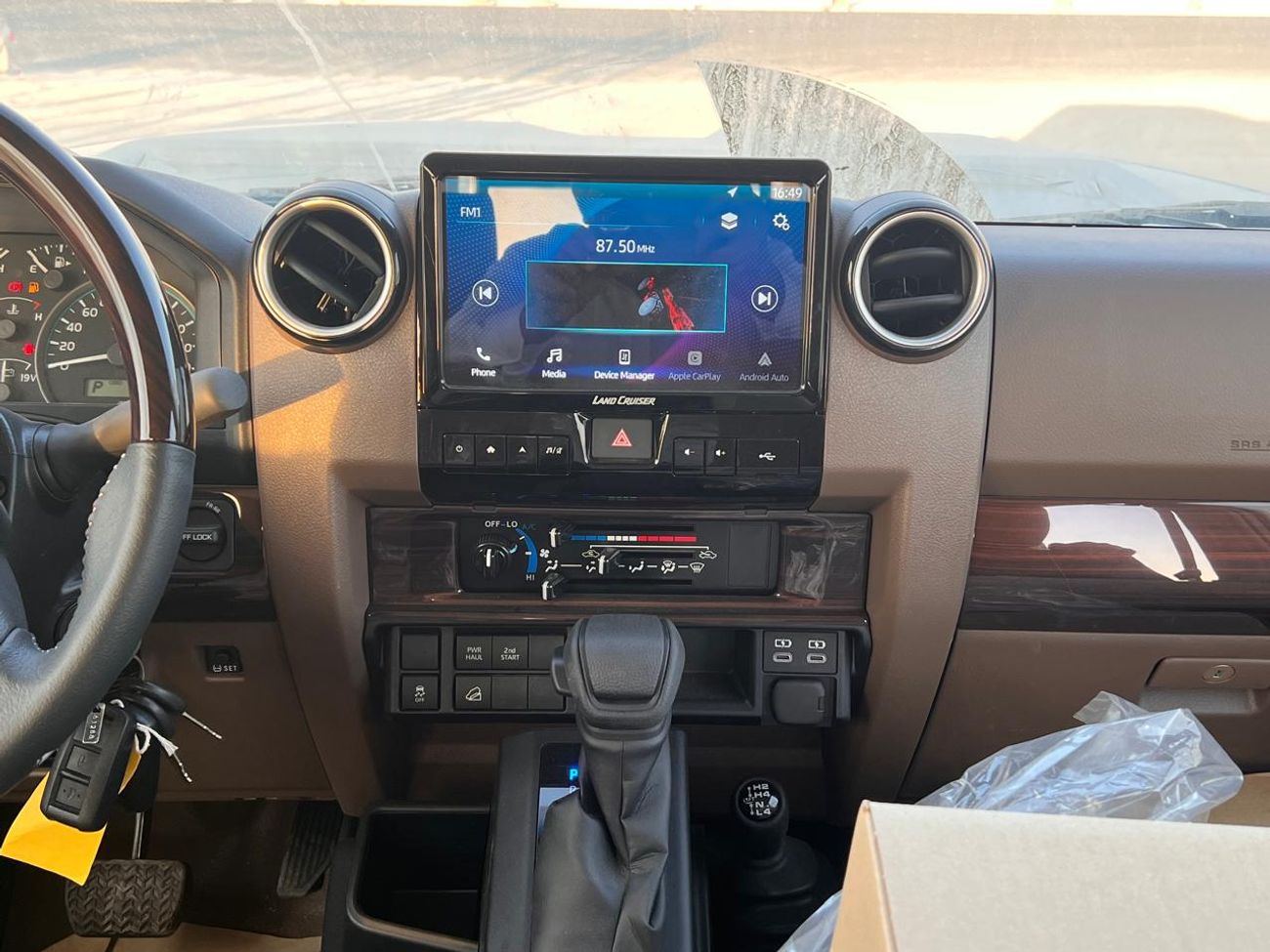 Toyota Land Cruiser Pick Up 2024 Toyota Land Cruiser LC79 Double Cab Pickup Full-Option 2.8L 4Cyl Turbo Diesel A/T 4WD Export On