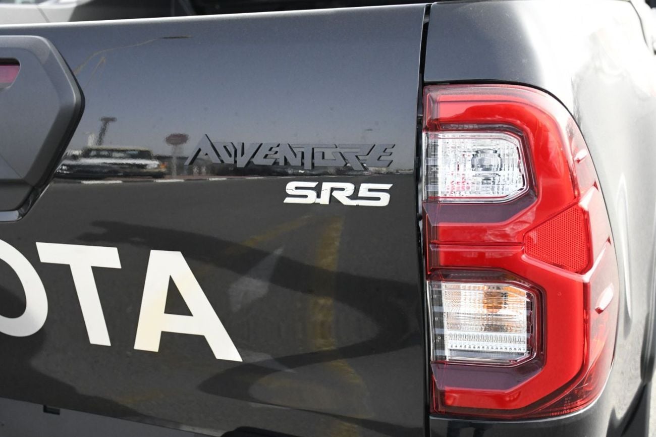 تويوتا هيلوكس Toyota Hilux 4.0 LTR V6 Adventure Automatic Petrol 4x4 With Air Compressor