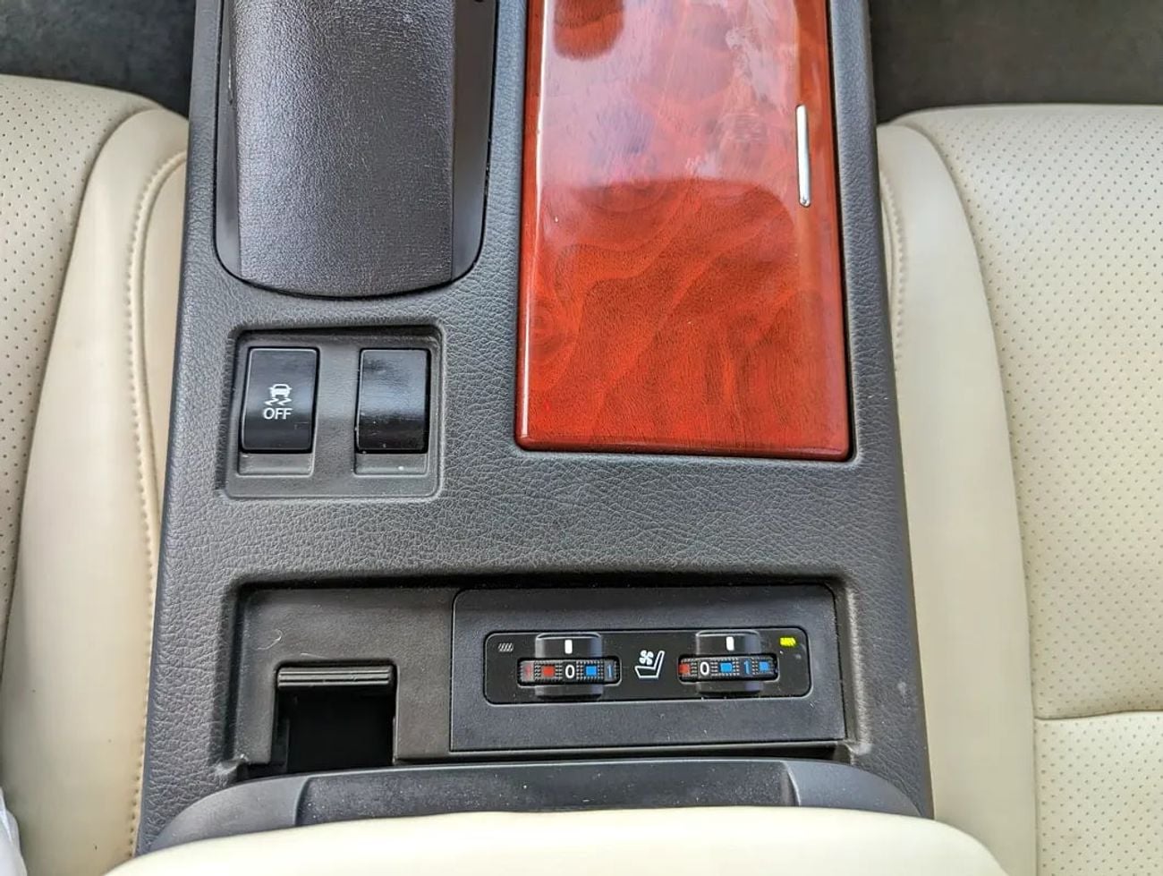لكزس RX 350 RX 350 Standard | American Specs Clean Inside Out With Sunroof