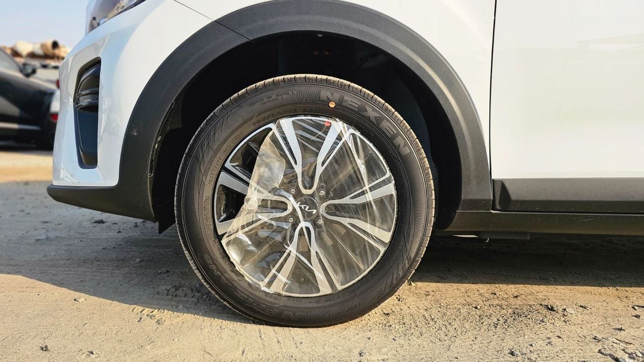 كيا KX1 Kia KX1 DUAL TONE 1.4L V4 PETROL CVT WITH SUNROOF PUSH START DVD CAMERA