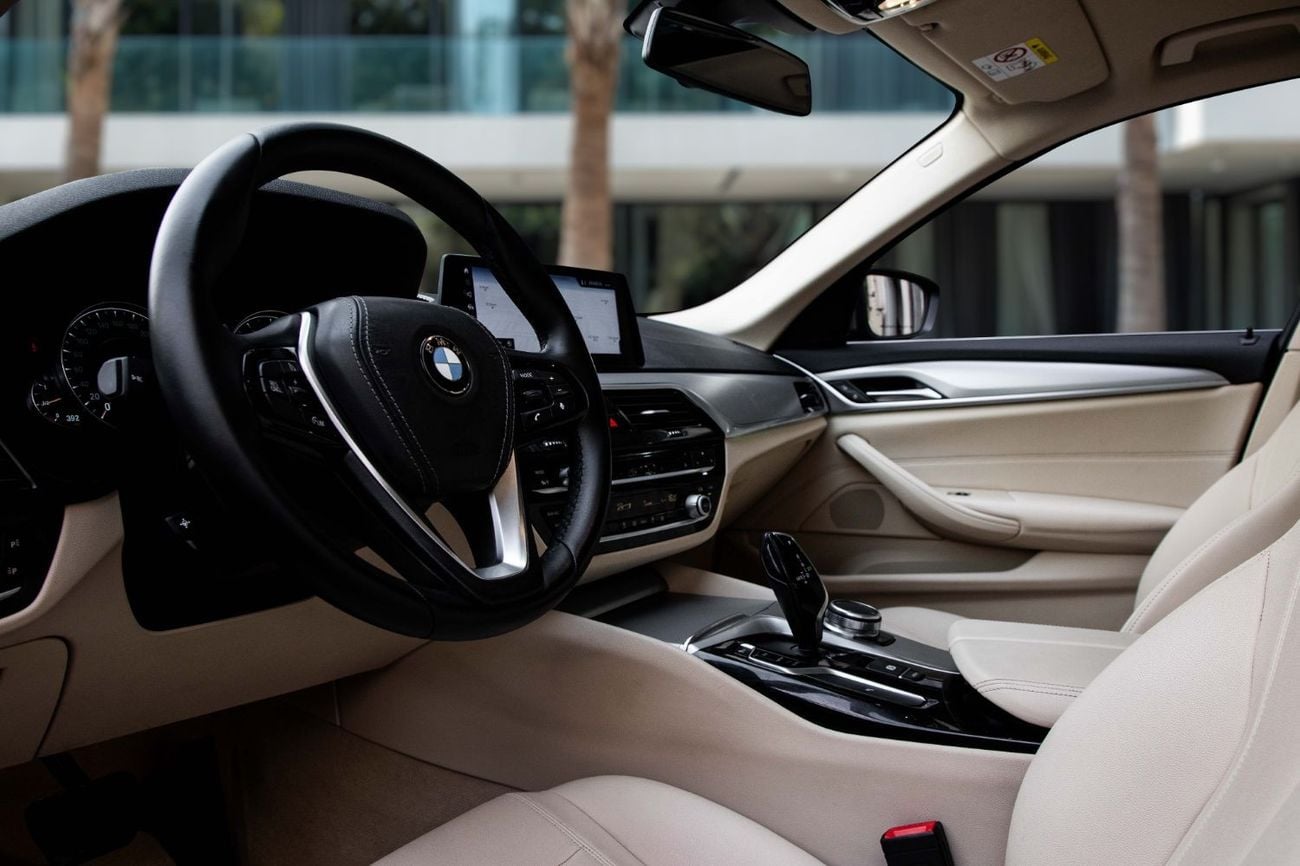 BMW 520i 1,665 P.M  | 0% Downpayment | BMW 520 Agecny Serviced!