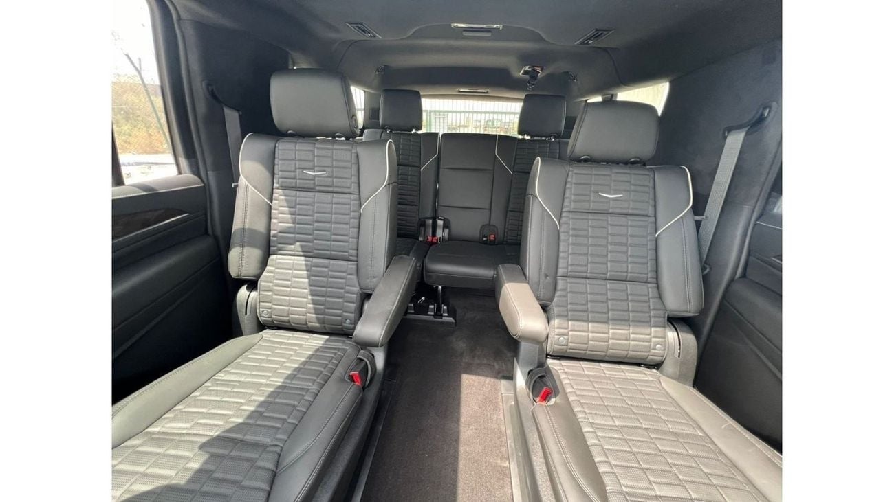 كاديلاك إسكالاد Cadillac Escalade 2023 Sport Platinum European specs